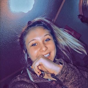 Meet your Posher, Allison